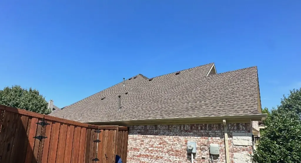 Completed roof replacement project in Azusa